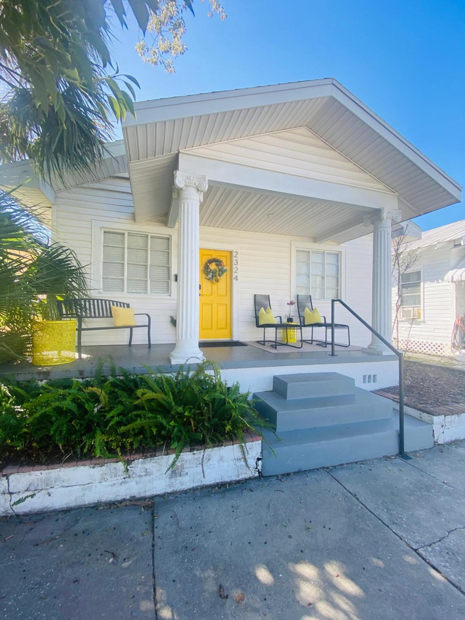 No Ho Yellow Door Bungalow Тампа Экстерьер фото